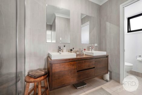 Property photo of 2/7 Gabriella Way Hillvue NSW 2340