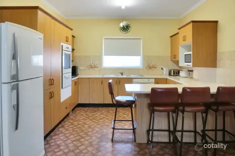 Property photo of 71 Cassin Street Wyalong NSW 2671