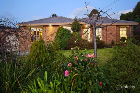 35 Cambden Park Pde, Ferntree Gully, VIC 3156