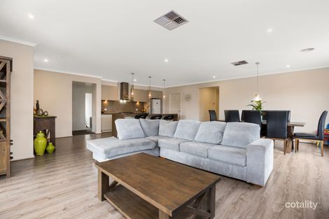 Property photo of 13 Erindale Way Marong VIC 3515