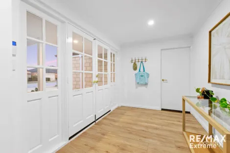 Property photo of 26 Hardwick Boulevard Canning Vale WA 6155