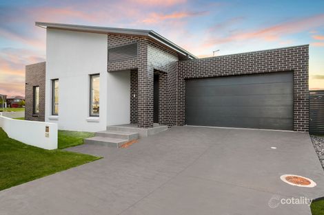 Property photo of 65 Gledswood Hills Drive Gledswood Hills NSW 2557