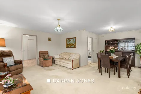 Property photo of 16 Medbury Avenue Watsonia VIC 3087