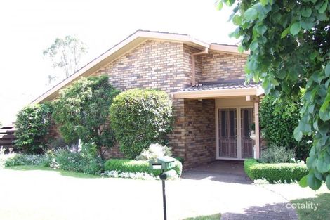 Property photo of 2 Cromwell Street Wendouree VIC 3355