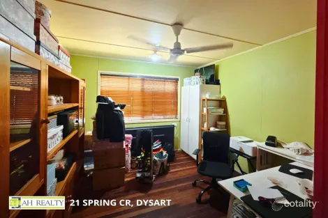 Property photo of 21 Spring Crescent Dysart QLD 4745