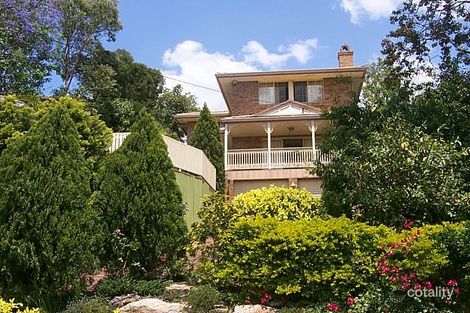 53 Prospect Tce, St Lucia, QLD 4067