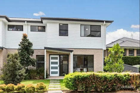 2/11 Jarrah Cl, Fletcher, NSW 2287