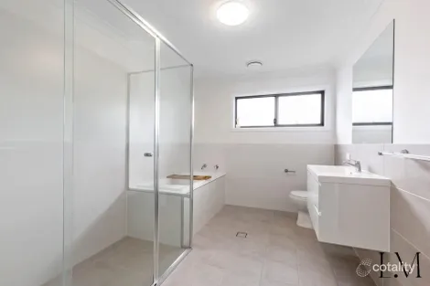 Property photo of 2/11 Jarrah Close Fletcher NSW 2287