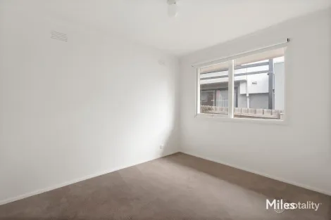 Property photo of 2/23 Wilfred Road Ivanhoe East VIC 3079