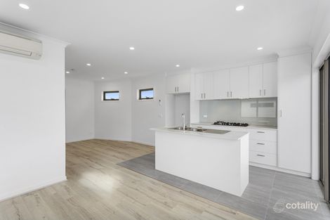 Property photo of 4/2 Cairns Street Rosebud VIC 3939