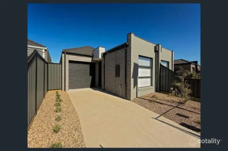 5a Larissa St, Tarneit, VIC 3029