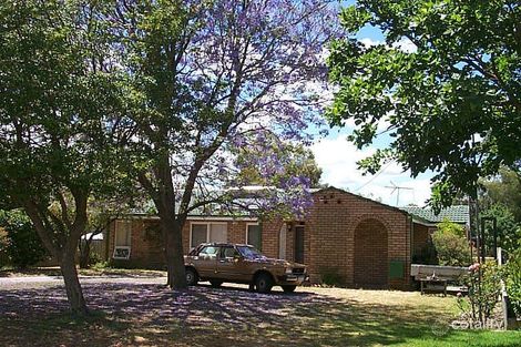 Property photo of 34 Waratah Drive Camillo WA 6111