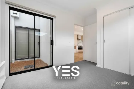 Property photo of 7 Lanark Street Clyde North VIC 3978