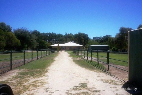 Property photo of 32 Malarkey Road Byford WA 6122