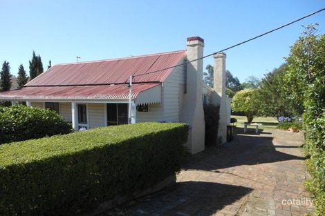 27 Currawong St, Young, NSW 2594