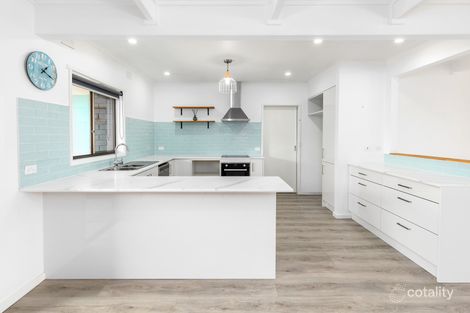 Property photo of 1/11 Beachurst Avenue Dromana VIC 3936