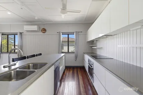 Property photo of 22 Smith Street Maryborough QLD 4650
