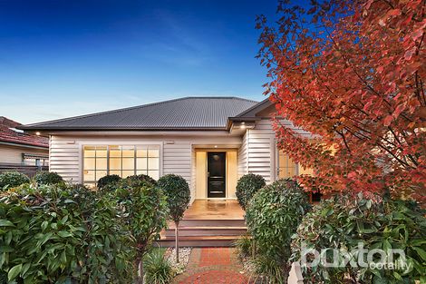 Property photo of 5 Devoy Street Oakleigh South VIC 3167