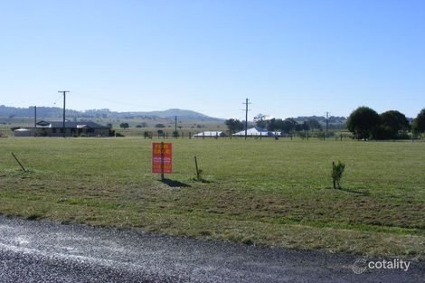 2 Holz Ct, Murgon, QLD 4605