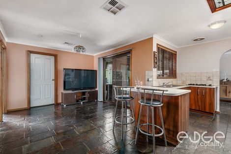 Property photo of 4 Hawthorn Terrace Parafield Gardens SA 5107
