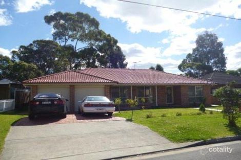 15 Daley St, Pendle Hill, NSW 2145