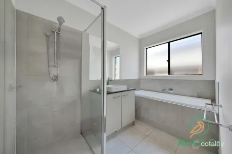 Property photo of 164 Antares Parade Kalkallo VIC 3064