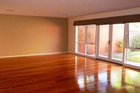 Property photo of 203 Pitt Street Eltham VIC 3095