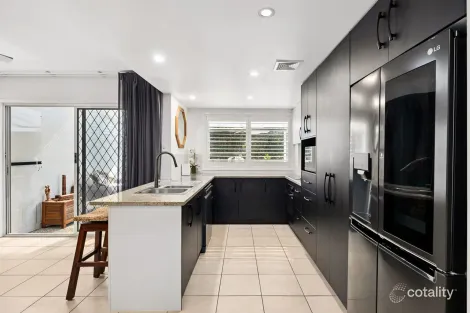 Property photo of 82/7 Grand Parade Parrearra QLD 4575