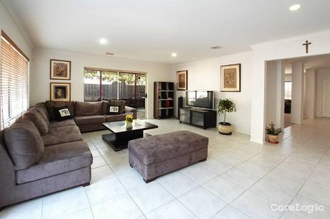 Property photo of 6 Tessa Court Mount Waverley VIC 3149