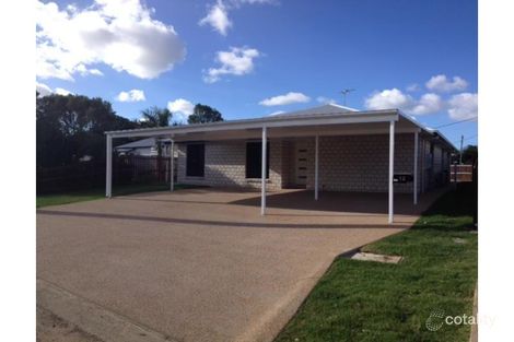 12 Thompson St, Park Avenue, QLD 4701