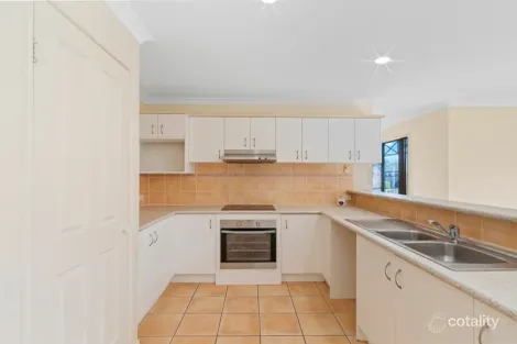 Property photo of 5 Killarney Place Parkinson QLD 4115