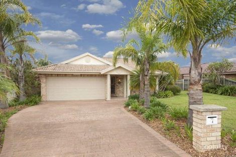 4 Woodalla Way, Narrawallee, NSW 2539