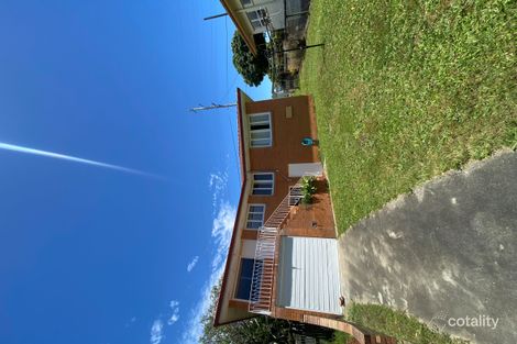Property photo of 317 Wynnum North Road Wynnum QLD 4178