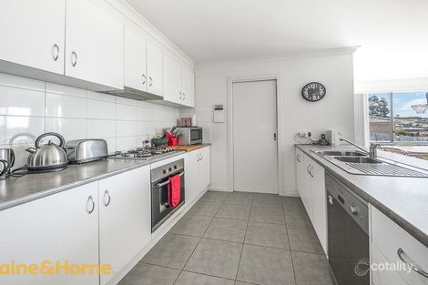 Property photo of 131 Phillip Drive Sunbury VIC 3429