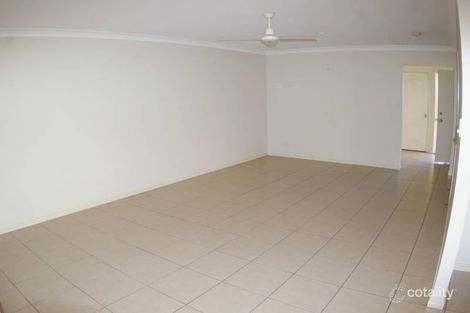 Property photo of 2/3 Normandy Court Rothwell QLD 4022
