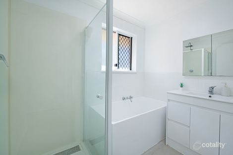 Property photo of 16 Donnelly Drive Kallangur QLD 4503