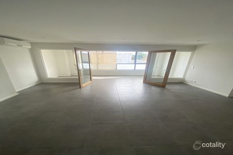 Property photo of 2/372 Centre Road Bentleigh VIC 3204