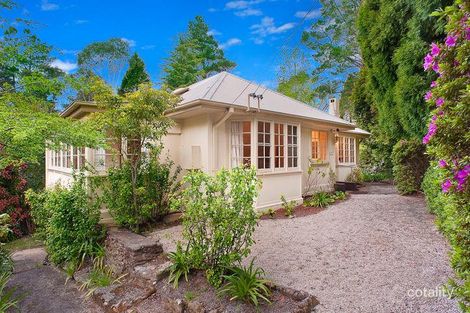 162 Falls Rd, Wentworth Falls, NSW 2782