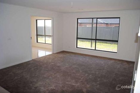 Property photo of 15 Madeira Close Portland VIC 3305