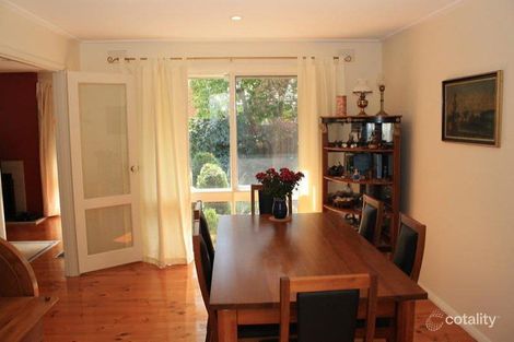Property photo of 11 Relowe Crescent Balwyn VIC 3103