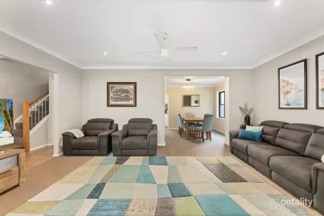 Property photo of 4 Meckiff Close Menai NSW 2234