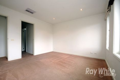 Property photo of 10 Camville Road Mulgrave VIC 3170