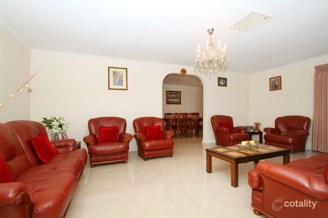 Property photo of 8 Finchley Place Kealba VIC 3021