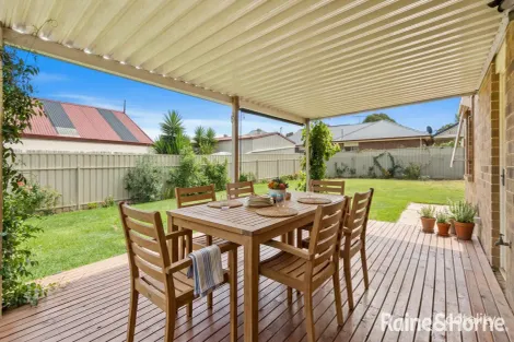 Property photo of 10 Blue Court Strathalbyn SA 5255