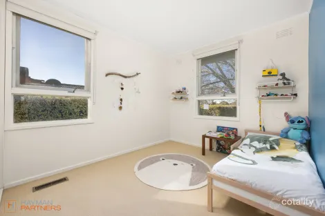 Property photo of 10 McLean Place Curtin ACT 2605