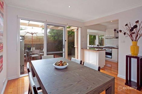 Property photo of 2/135 Ivanhoe Parade Ivanhoe VIC 3079