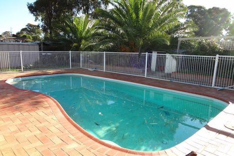 Property photo of 2 Windsor Court Kangaroo Flat VIC 3555