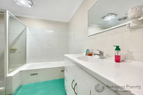 Property photo of 1/32 Alfred Street Glendale NSW 2285