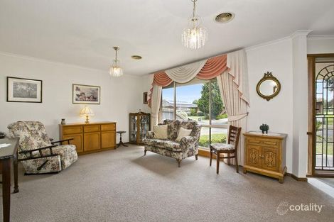 Property photo of 7 Lance Close Aspendale Gardens VIC 3195