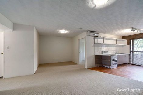 Property photo of 3/74 Bellevue Terrace Clayfield QLD 4011